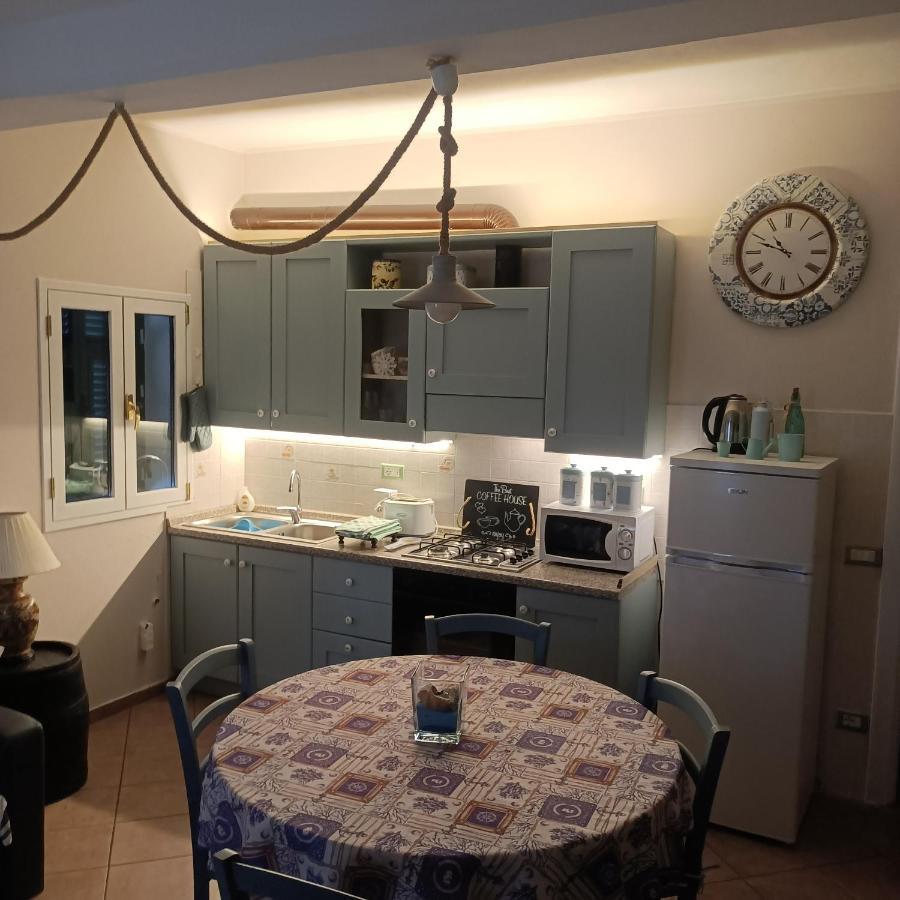 Appartement Chez Elle à Imperia Extérieur photo