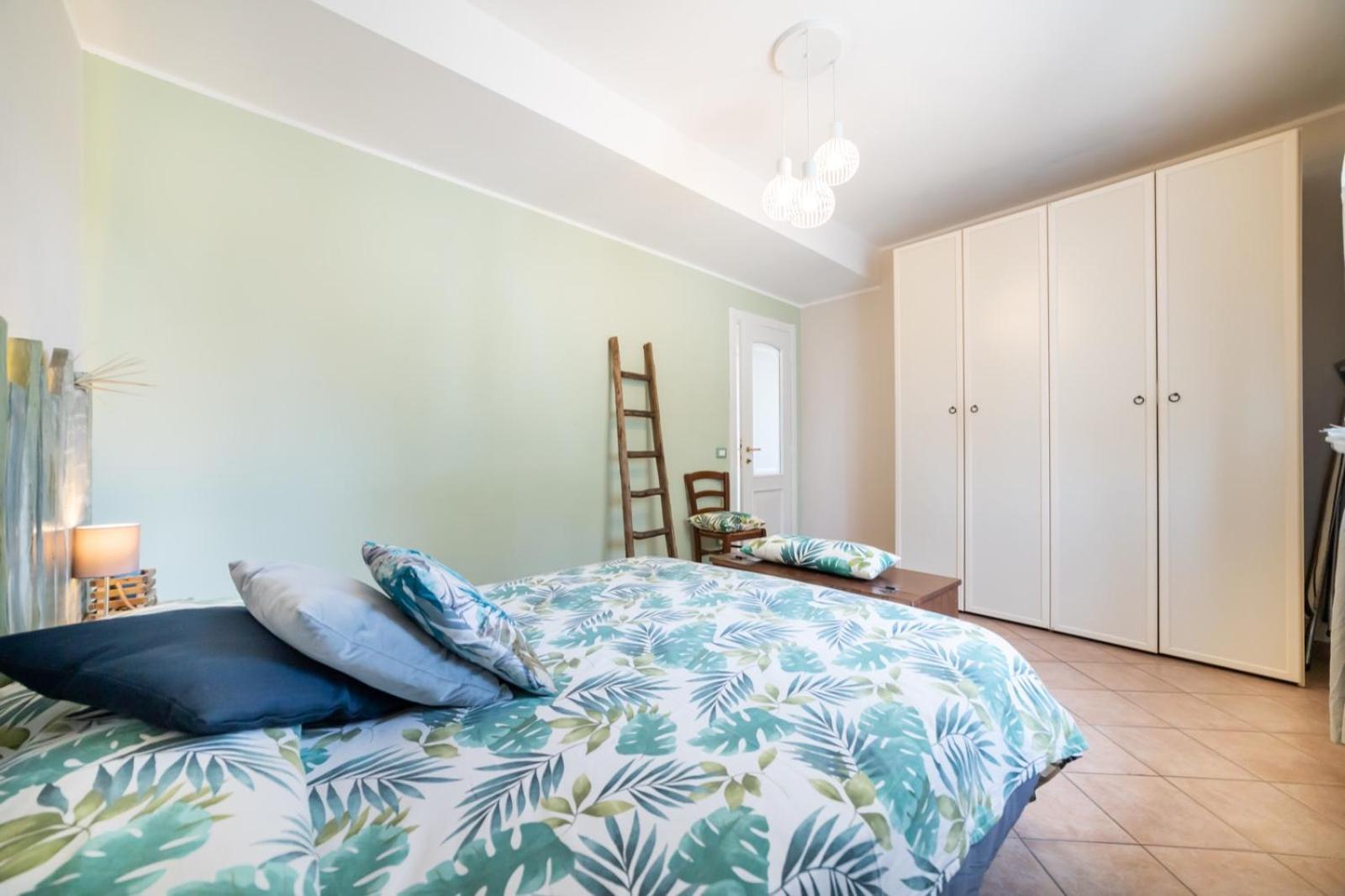 Appartement Chez Elle à Imperia Chambre photo